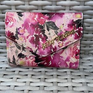 Betsey Johnson Bi-Fold Card Wallet Pink Floral Roses